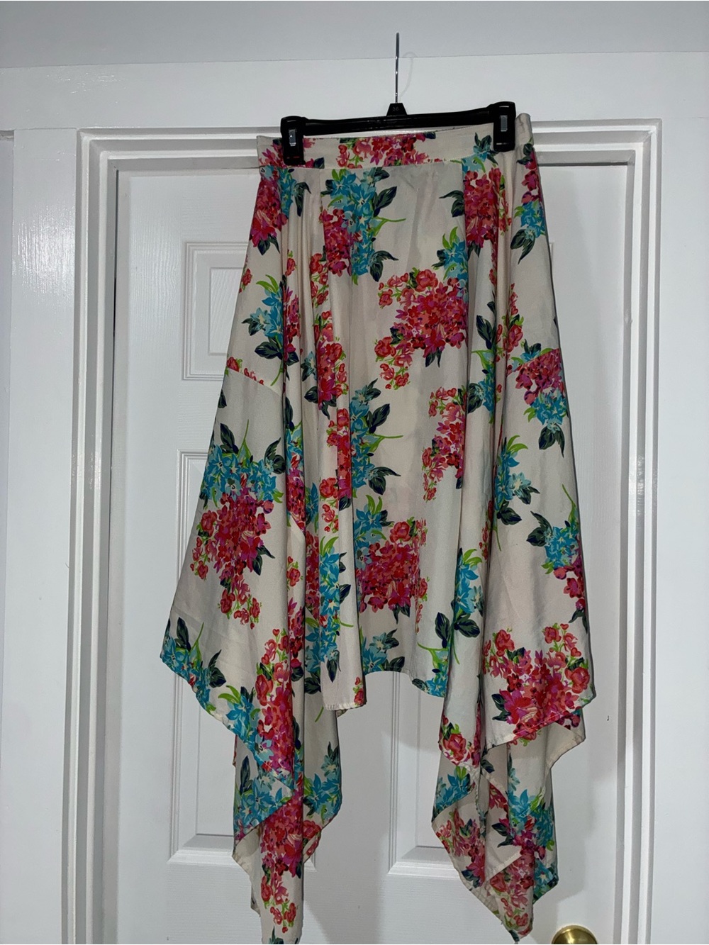 Floral Ivory Handkerchief Hem Skirt - Multi